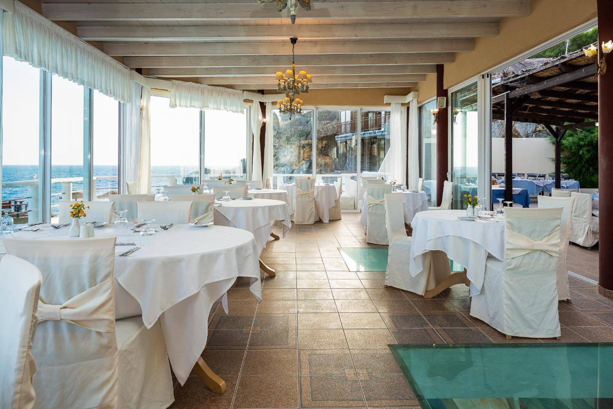 פלאקיאס Kalypso Cretan Village Resort & Spa מראה חיצוני תמונה